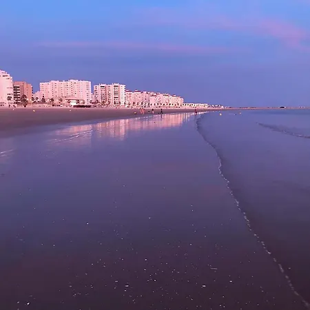 Lightbooking Nacita Terraza A Metros De La Playa *
